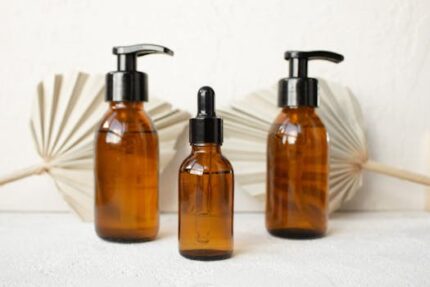 4 Oz Amber Glass Bottle With White Lotion Pump
